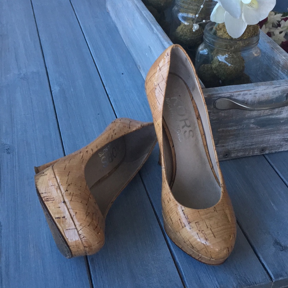 Michael Kors pumps